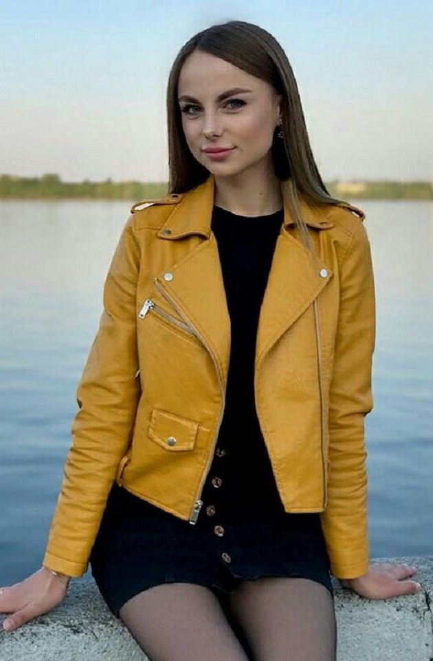 Закружу голову и нежно сяду на твоего дружка - Секс в Киеве
