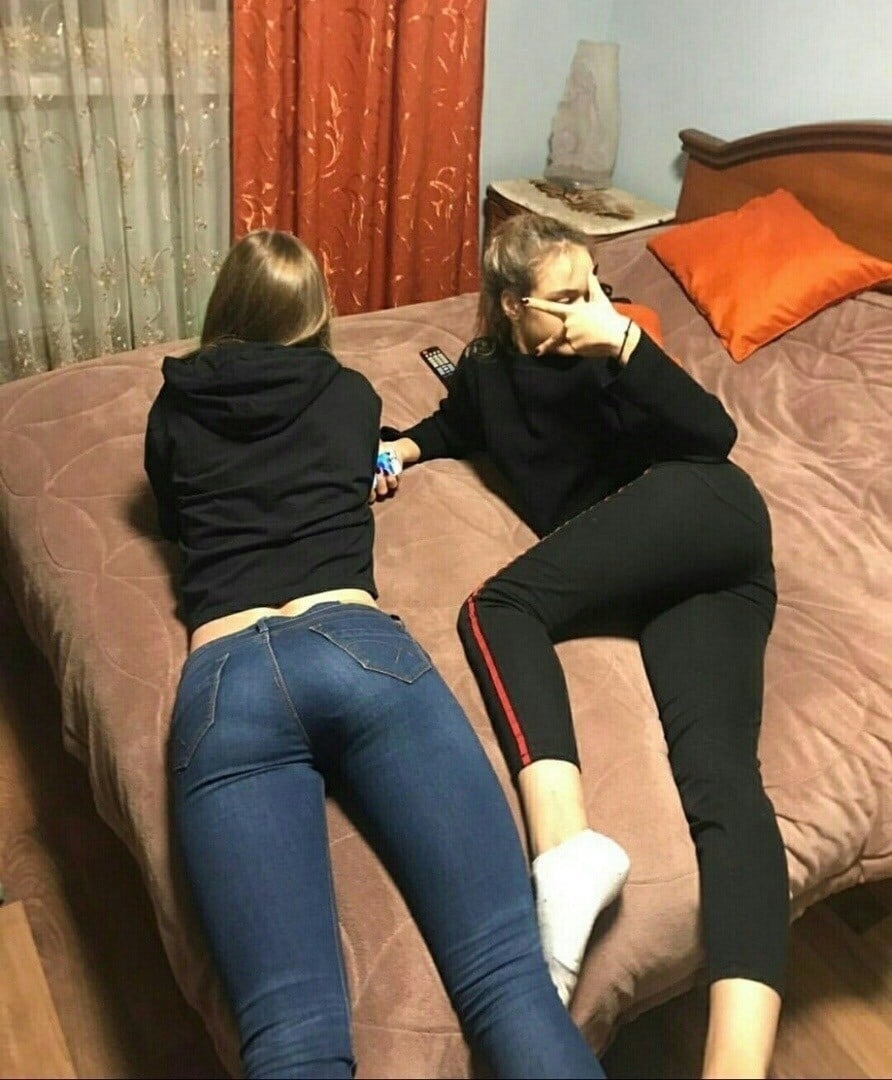 Бюджeтнaя интим встpeчa с молодeнькими студeнткaми - Секс в Киеве