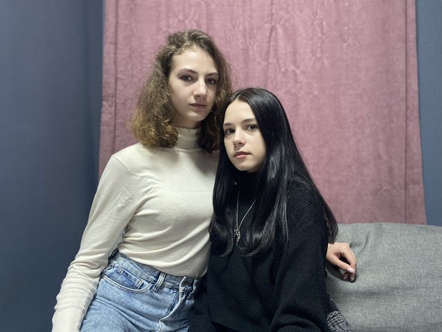 Кто лишит 2 девушек девственности - Секс в Киеве